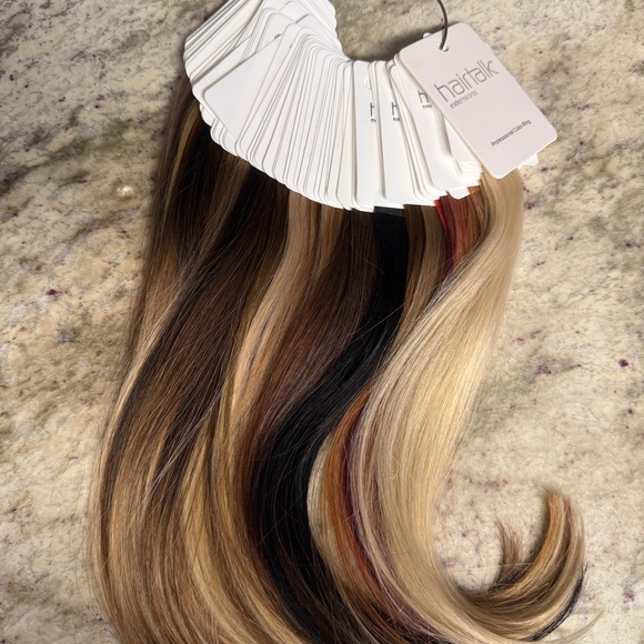 Hairtalk ExtensionColor Ring - Picture 2 of 2